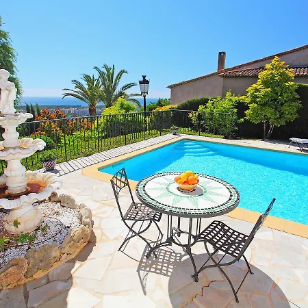 Lou Jas Villa *